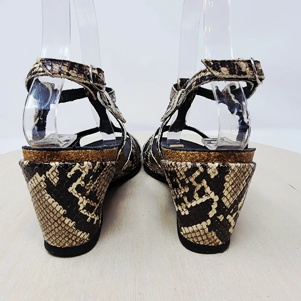 Mephisto Wedge Sandal US 7 Women Snake Print Leather Cork EU 37 Feminine T Strap